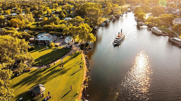 family friendly riverland attractions
